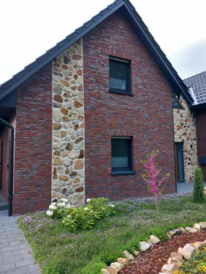 Neubau: Ferienwohnung Im Suddenfeld - zentral und doch ruhig gelegen